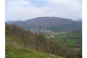 Slovacia Chata Nová Baňa, Exteriorul